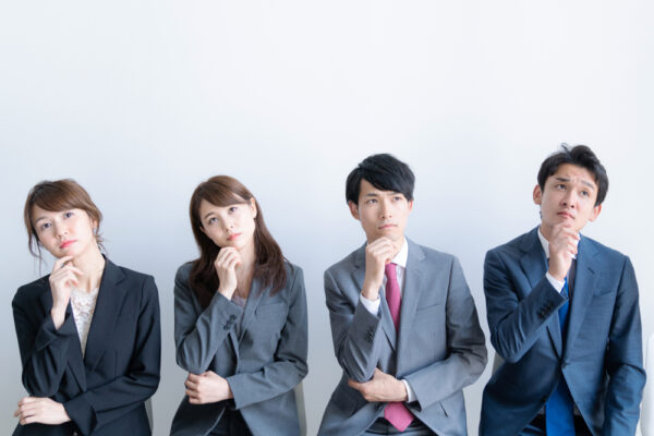 宅建を他の資格や大学の偏差値と比較！合格率や合格ラインは？